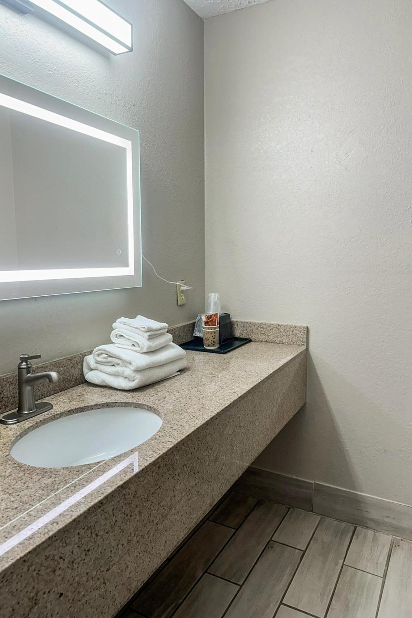 Regal Inn Guntersville By Oyo Hwy 431 Екстериор снимка